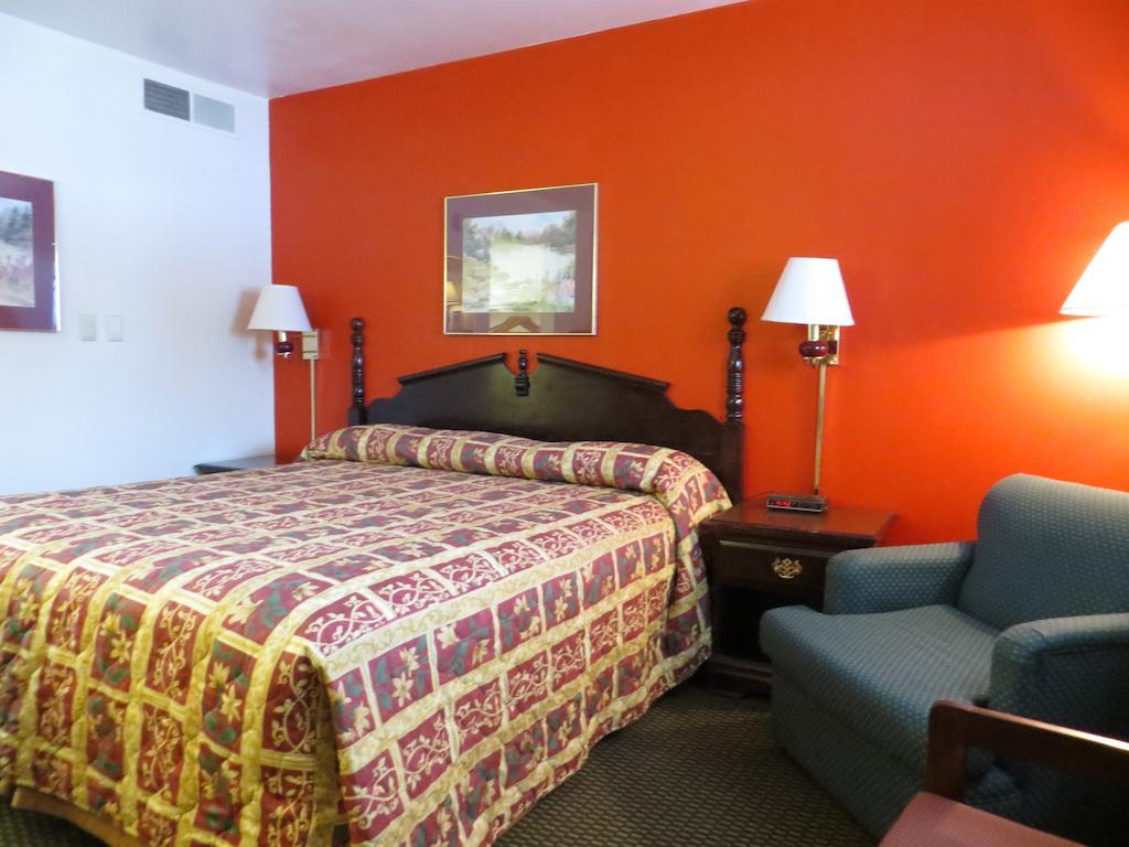 Americas Best Value Inn Arkansas City Zimmer foto